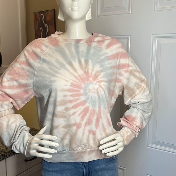 Swearshirt Size small - Picture 2 of 4